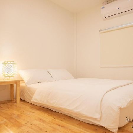 Petra Boutique Donmuang Apartment Bangkok Exterior foto